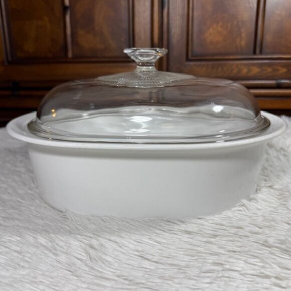 Vintage CorningWare French White Oval 2.5qt Baking Dish with Lid C-225-B - Picture 4 of 14
